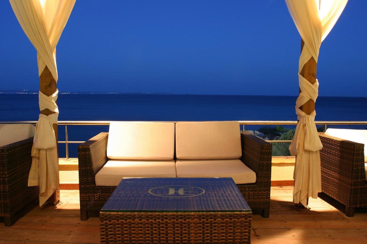 เออร์ริทา โฮเต็ล รีสอร์ต Hotel การ์ฟัส ภายนอก รูปภาพ