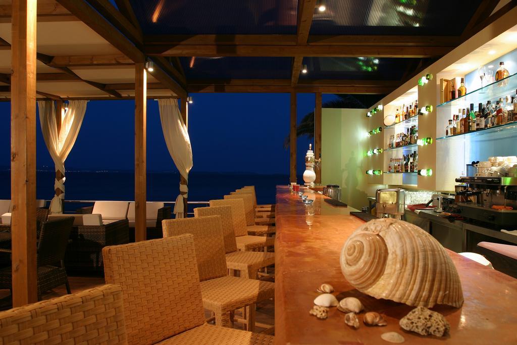 เออร์ริทา โฮเต็ล รีสอร์ต Hotel การ์ฟัส ภายนอก รูปภาพ